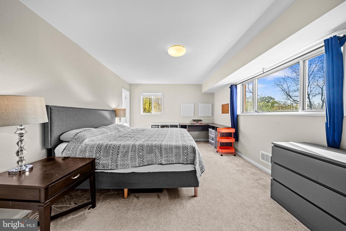 10631 Montrose Avenue #102 photo 12