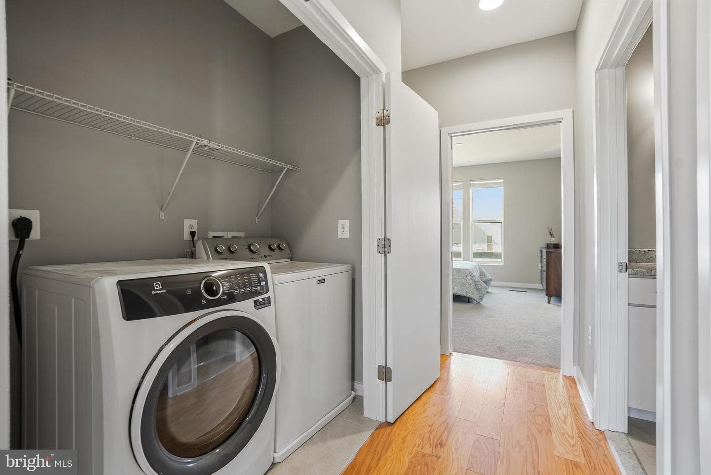 8012 Grove Street photo 27