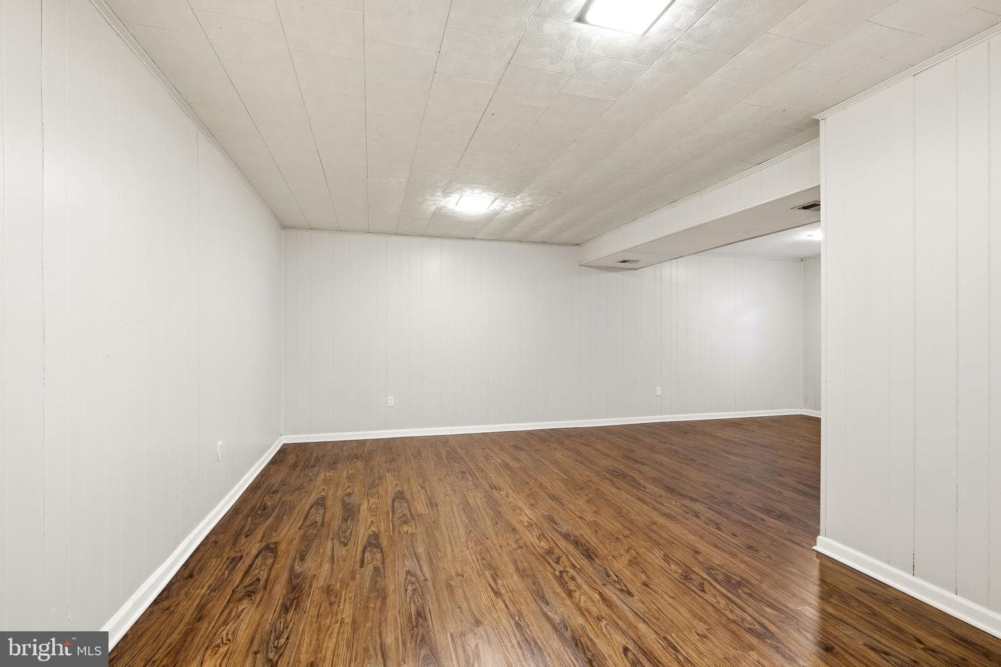 11300 Freas Drive photo 28