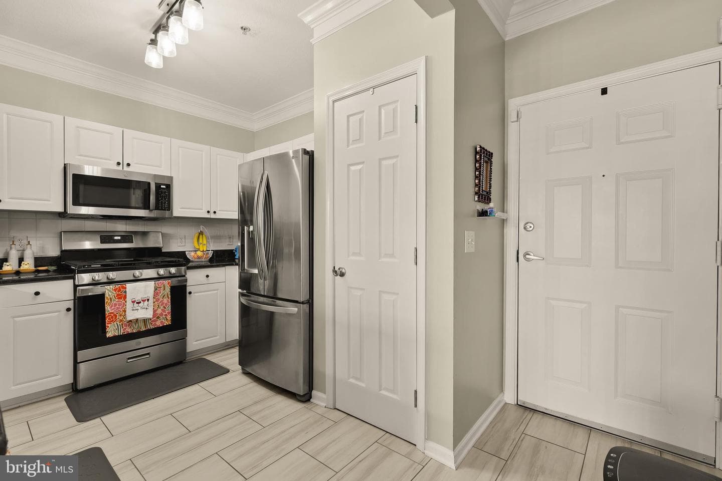 11 Arch Place #368 photo 6