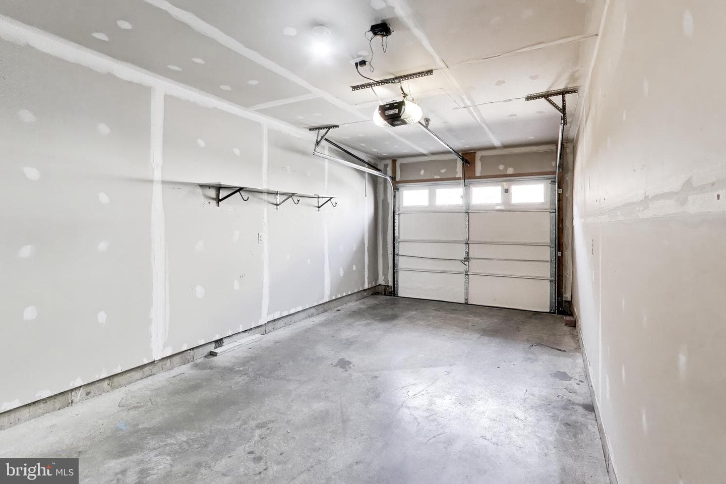 13214 Getty Lane photo 32