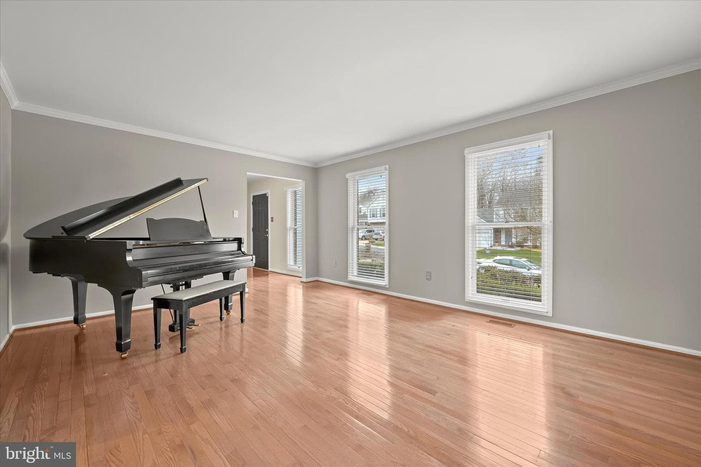 1514 Featherwood Street photo 10