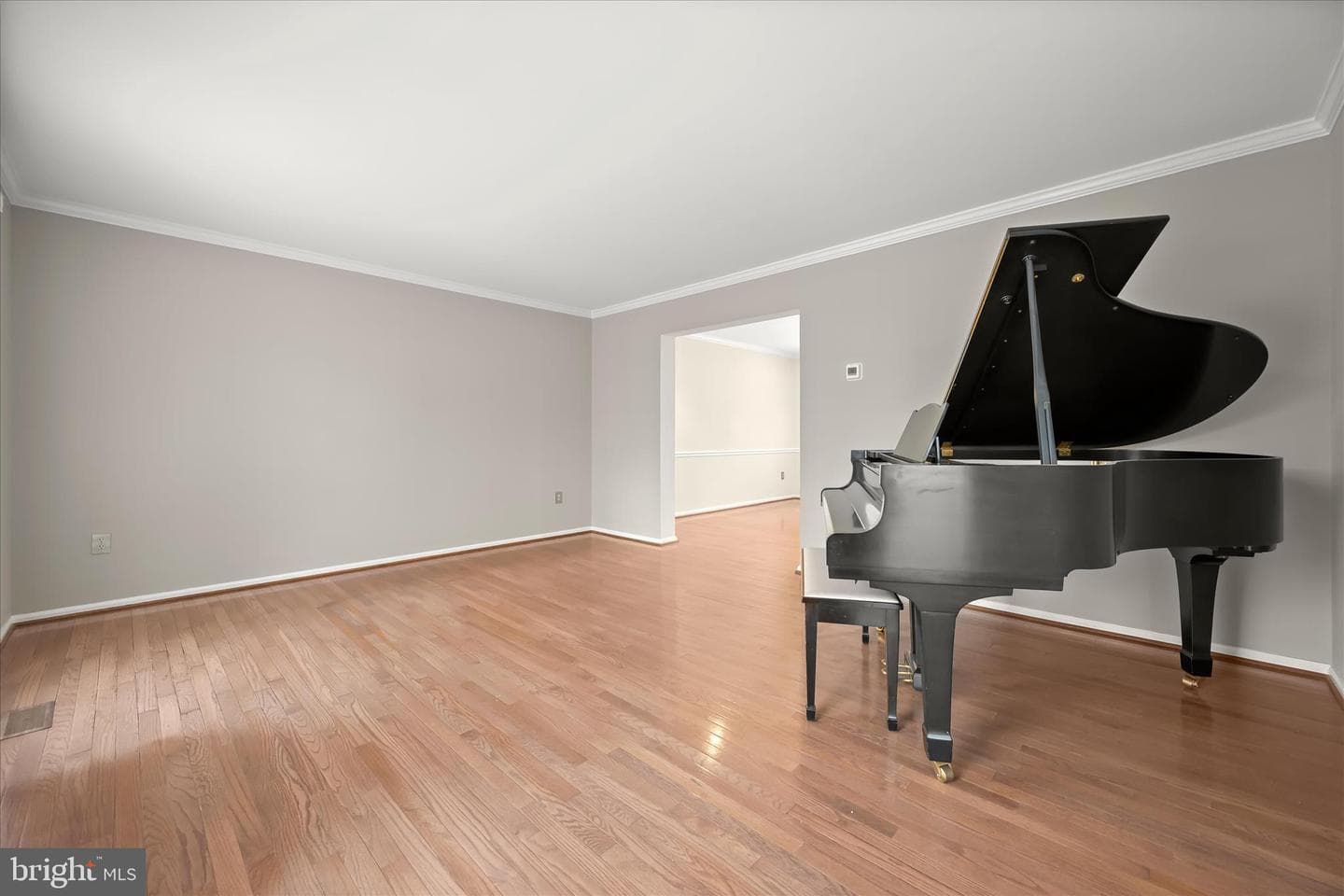 1514 Featherwood Street photo 11