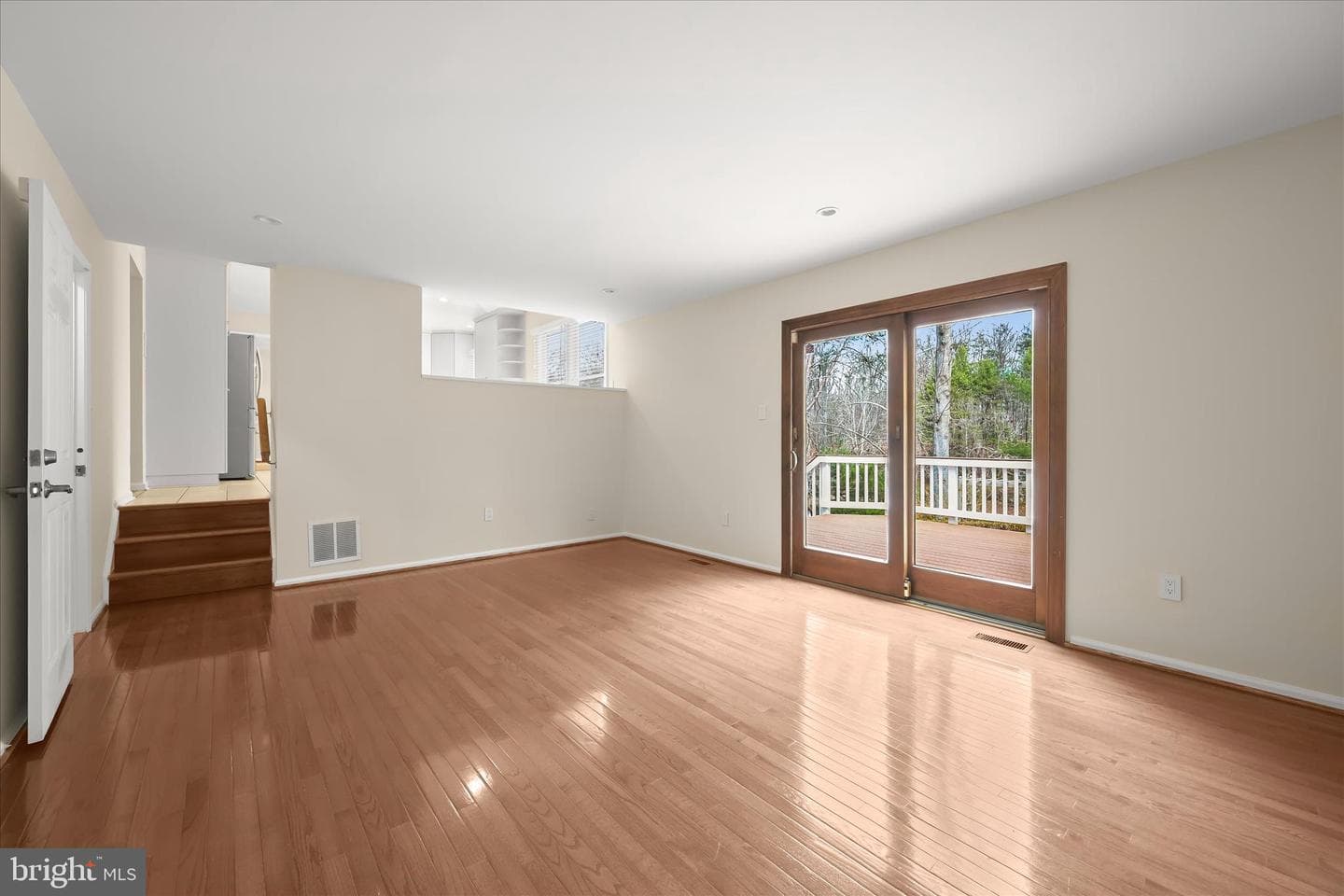 1514 Featherwood Street photo 25