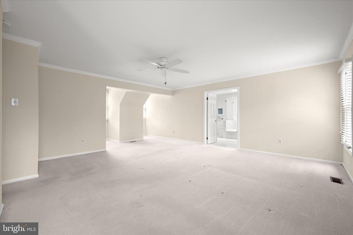 1514 Featherwood Street photo 32