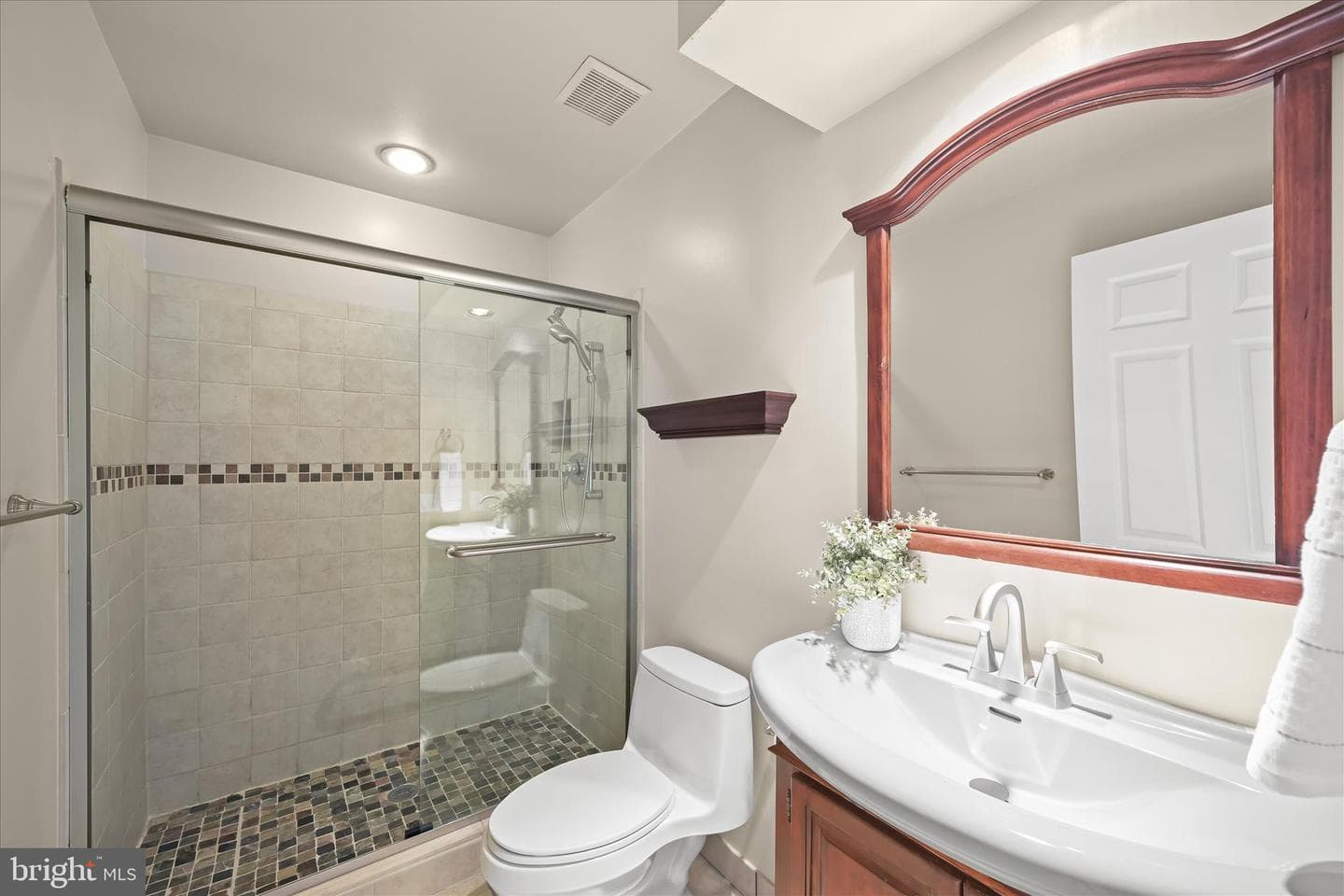 1514 Featherwood Street photo 51