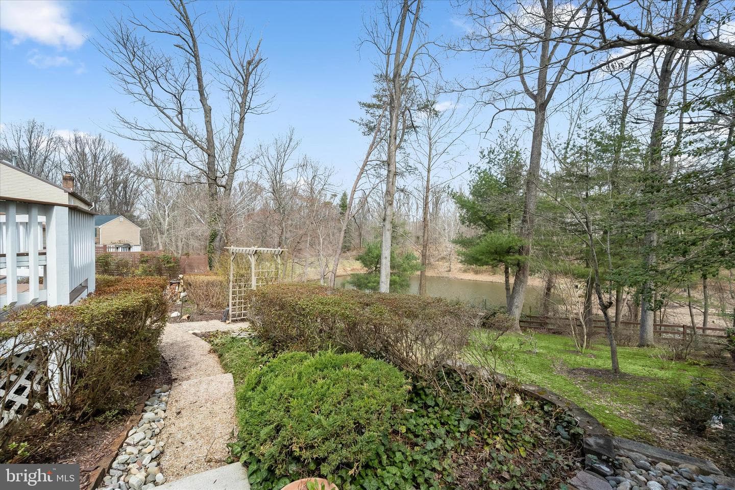 1514 Featherwood Street photo 71