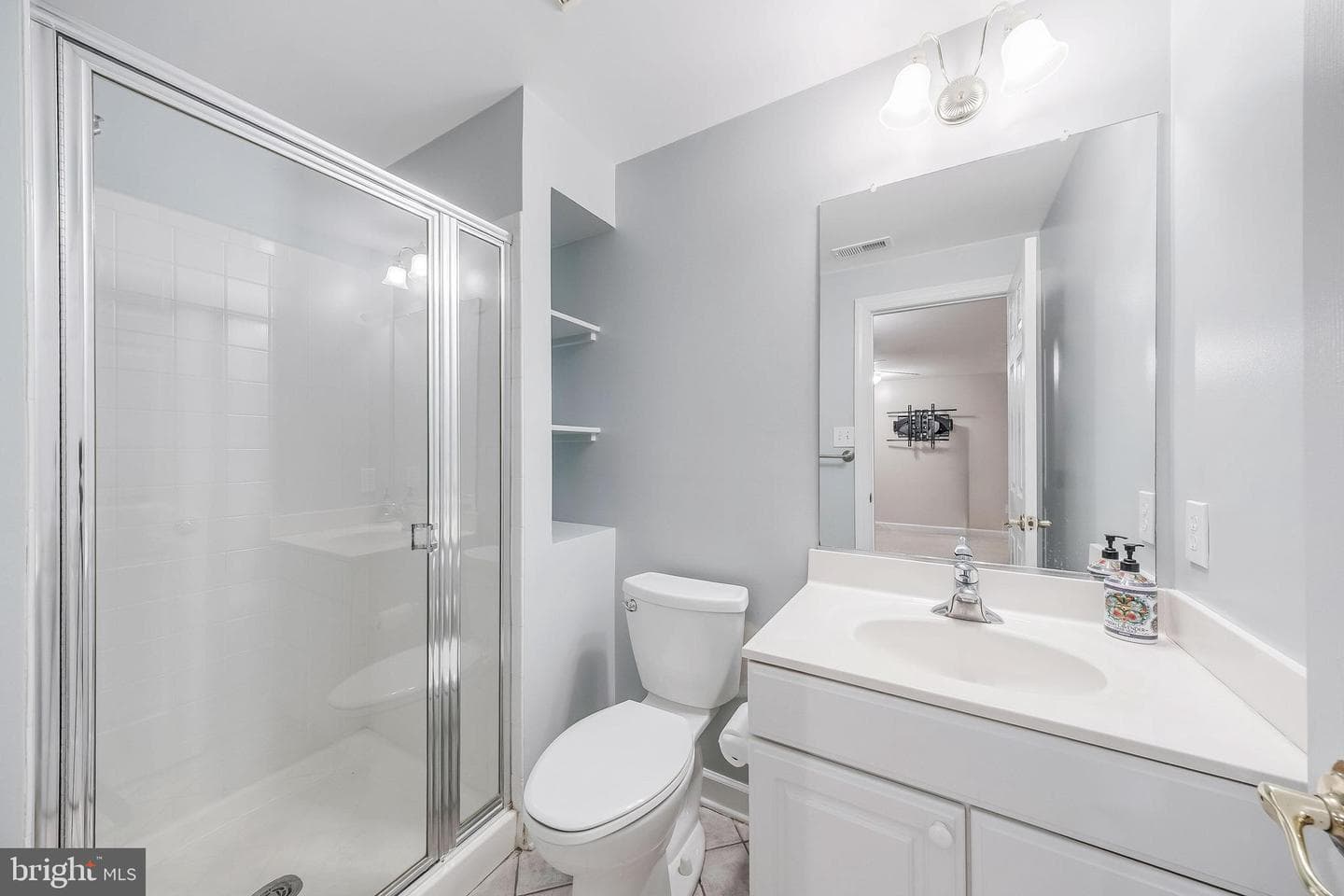 13802 Lambertina Place photo 37