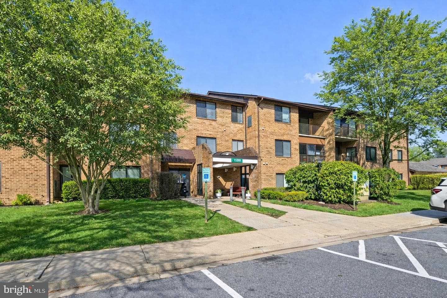 15300 Pine Orchard Dr # 85-2H, Silver Spring