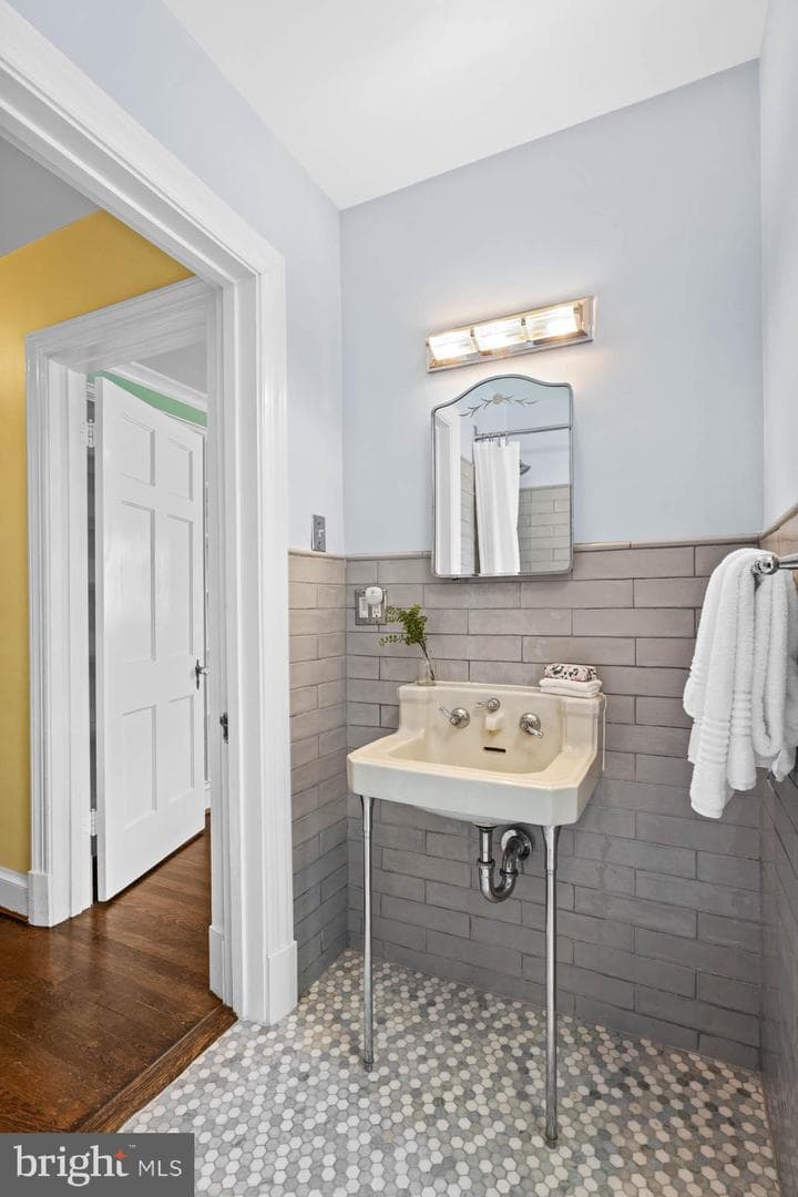 4518 Western Avenue photo 63