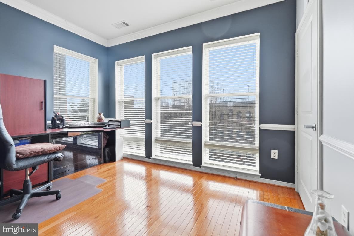 8045 Newell St # 423 photo 10