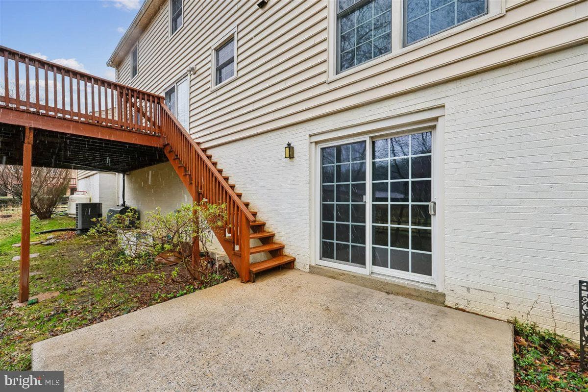 13724 Bridgewater Drive photo 33