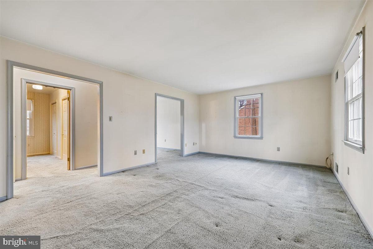 13724 Bridgewater Drive photo 55