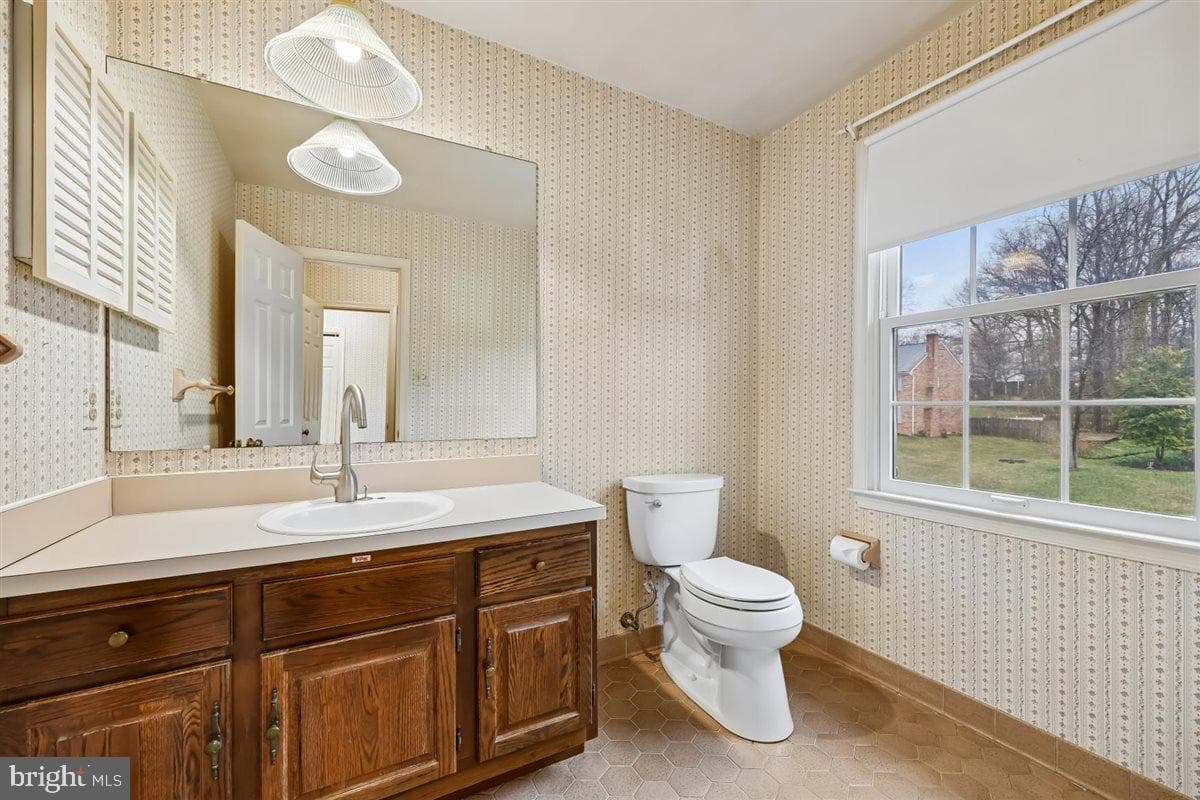 13724 Bridgewater Drive photo 65