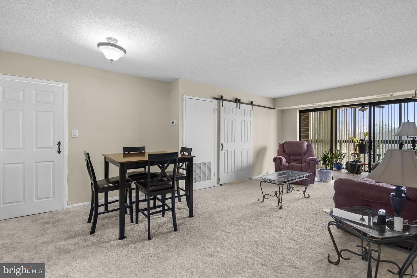 15101 Interlachen Dr # 1-705 photo 4