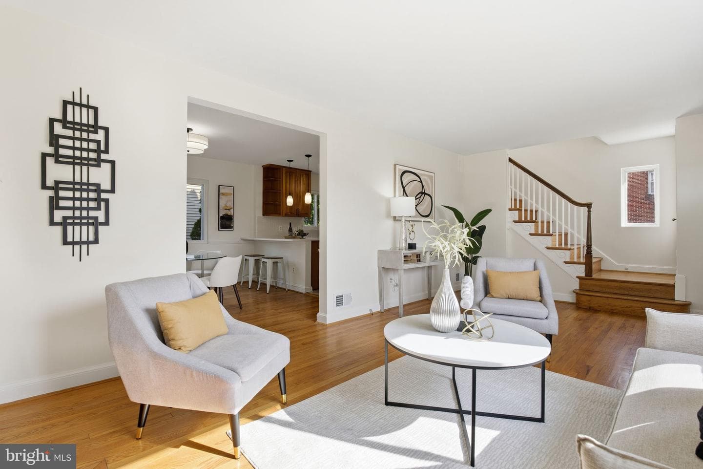 11527 Grandview Avenue photo 4