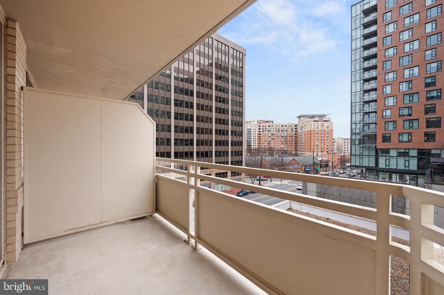 4801 Fairmont Ave # 412 photo 10