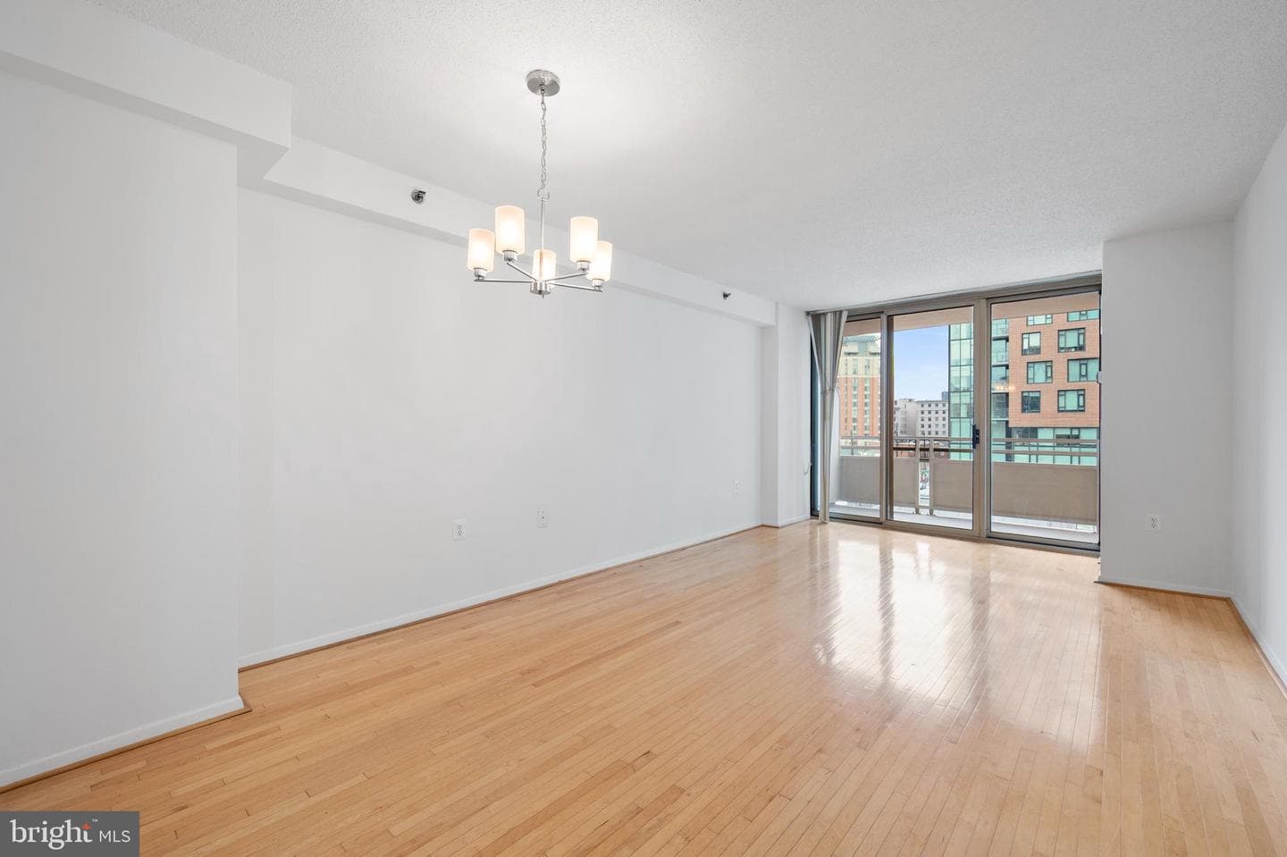 4801 Fairmont Ave # 412 photo 4