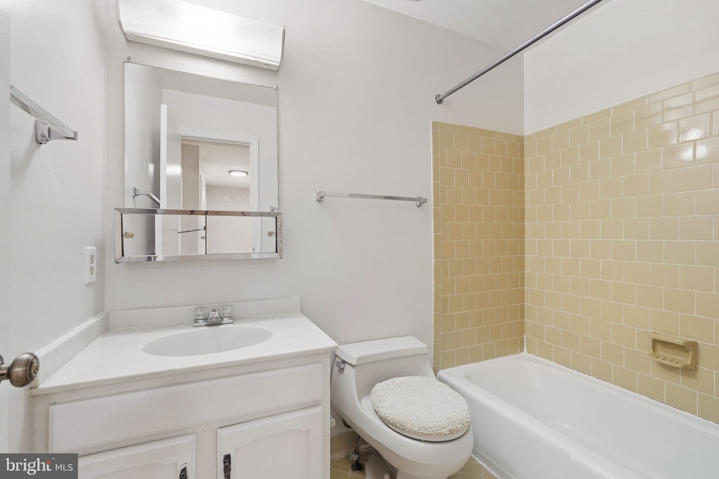 5 Canfield Court photo 28