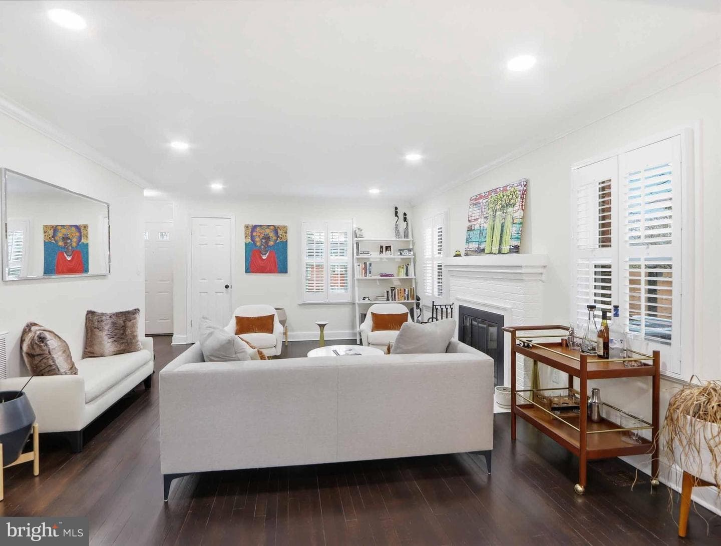 908 Davis Avenue photo 8
