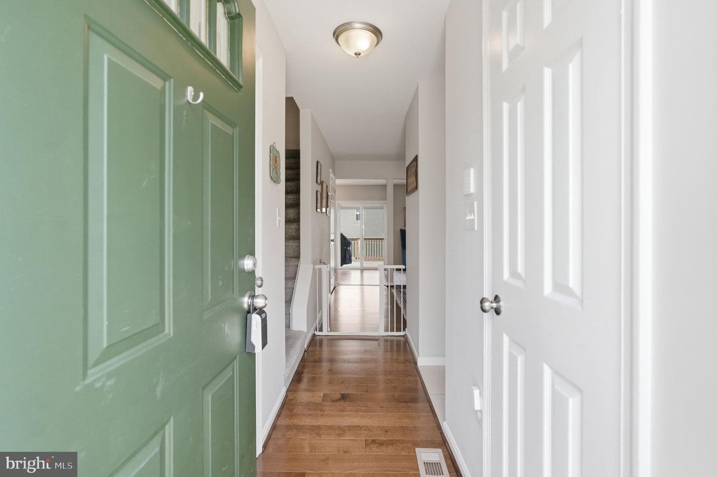 1077 Copperstone Court photo 4