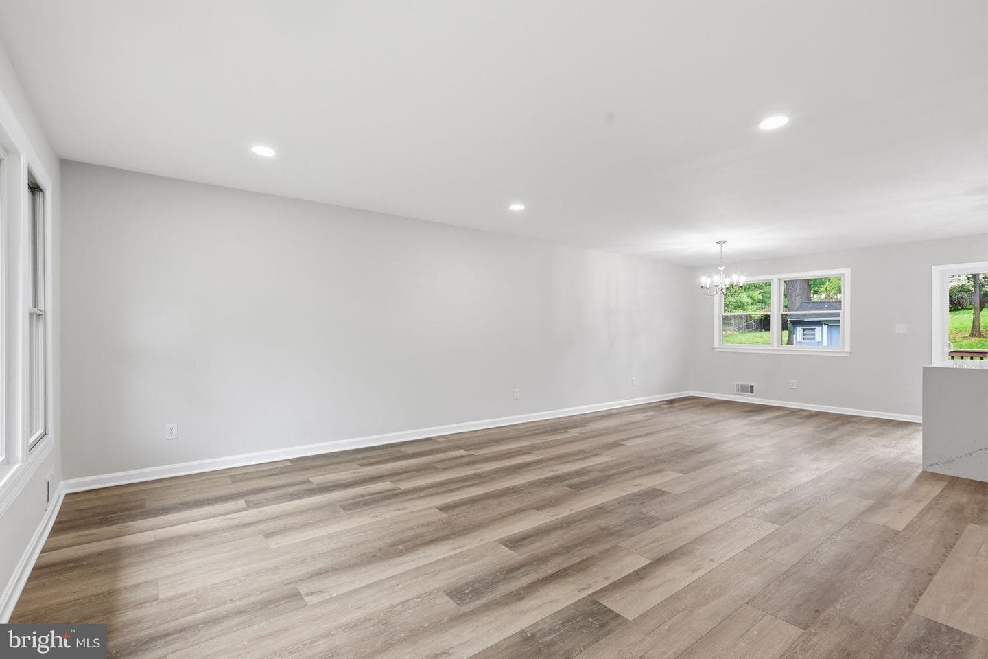 11000 Conti Place photo 11
