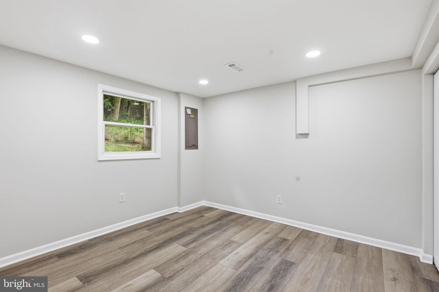 11000 Conti Place photo 30