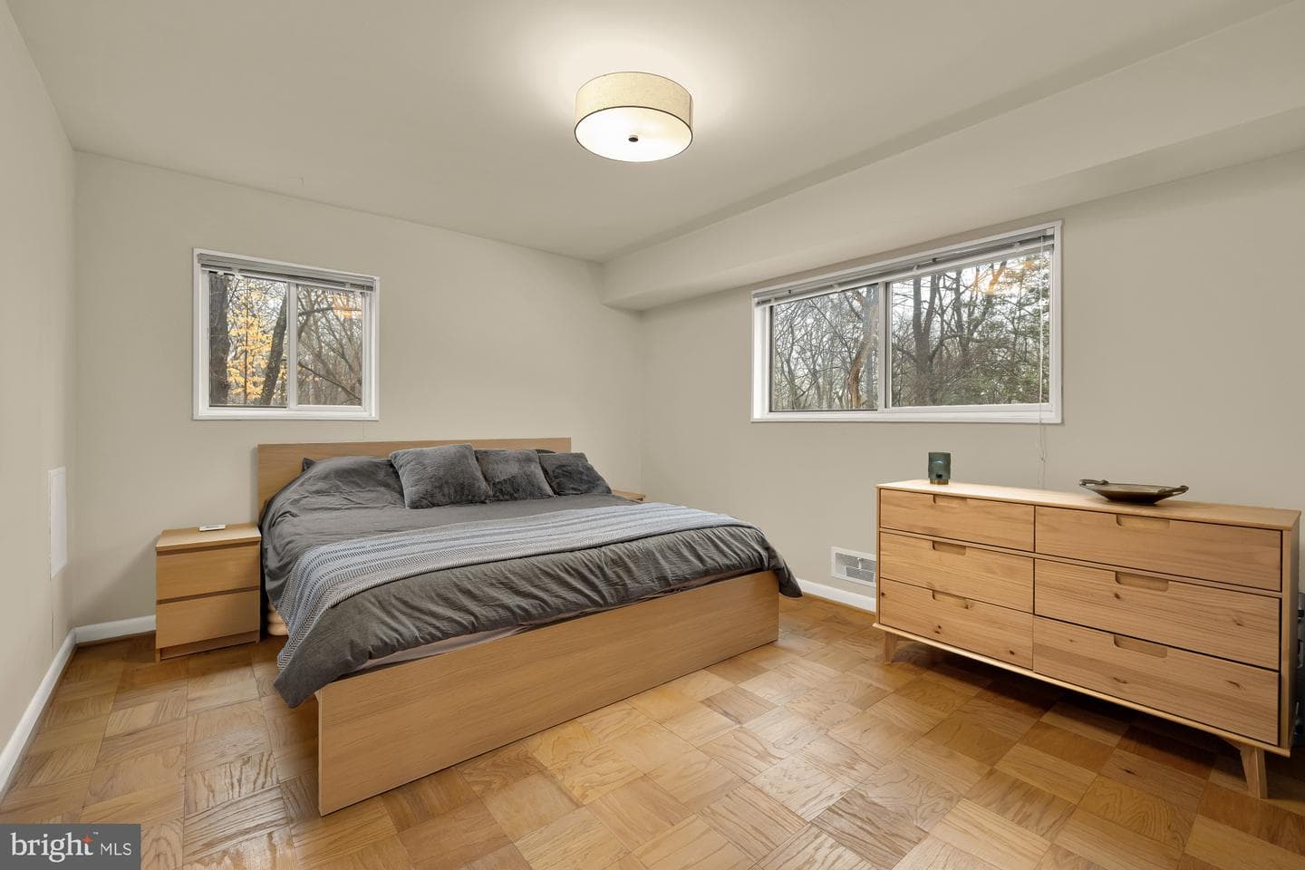 10661 Weymouth Street #102 photo 13