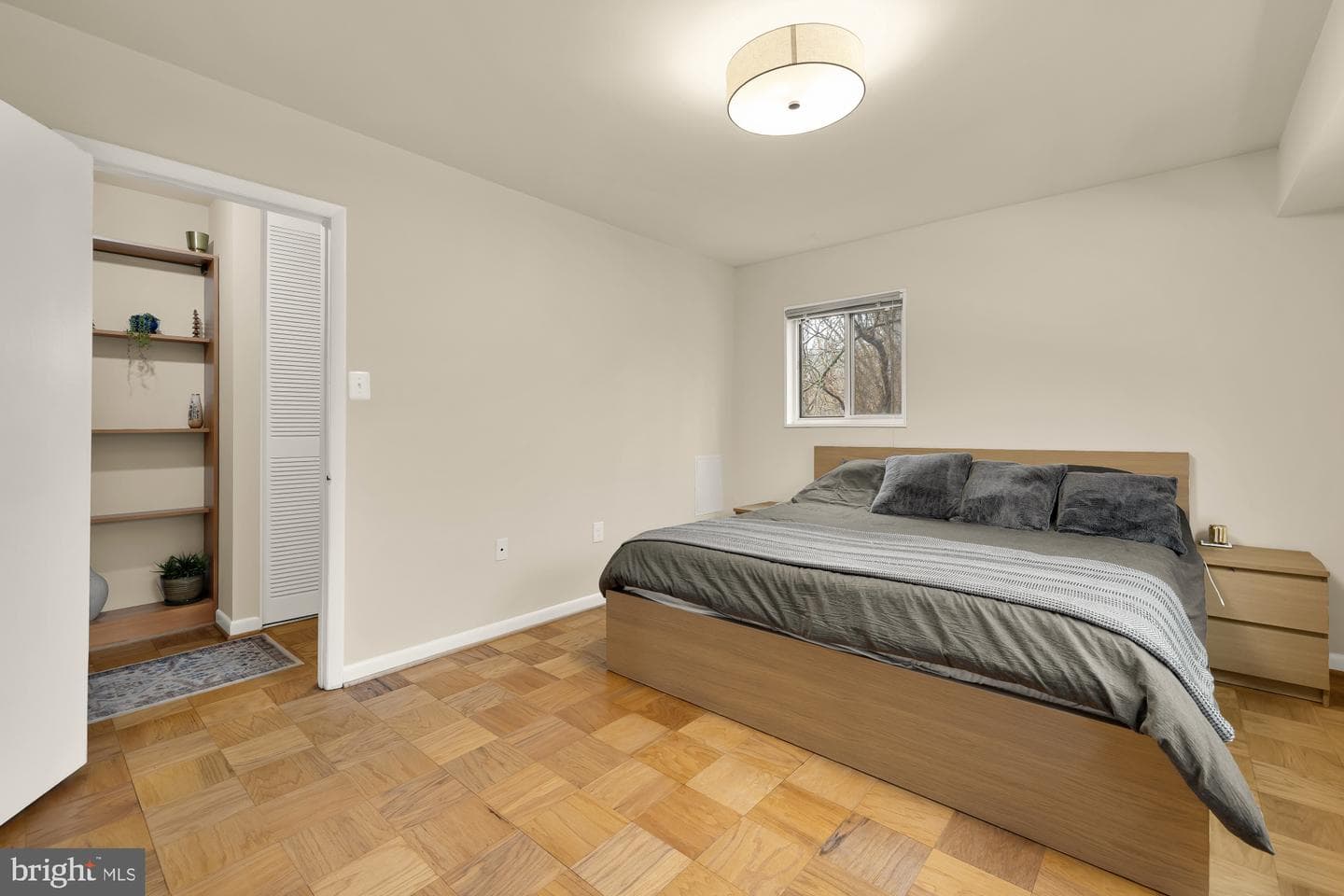 10661 Weymouth Street #102 photo 14