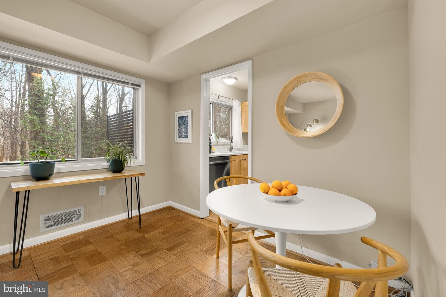 10661 Weymouth Street #102 photo 5