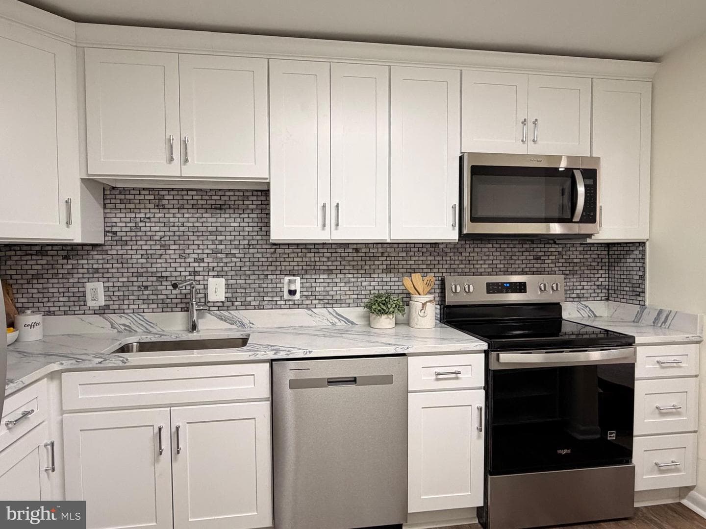 12001 Old Columbia Pike #204 photo 5