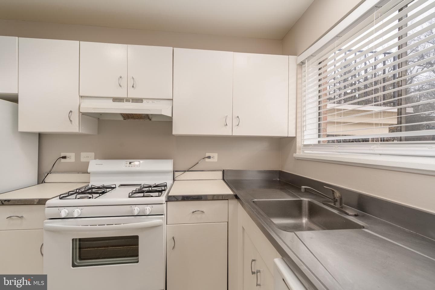 10630 Kenilworth Avenue #101 photo 8