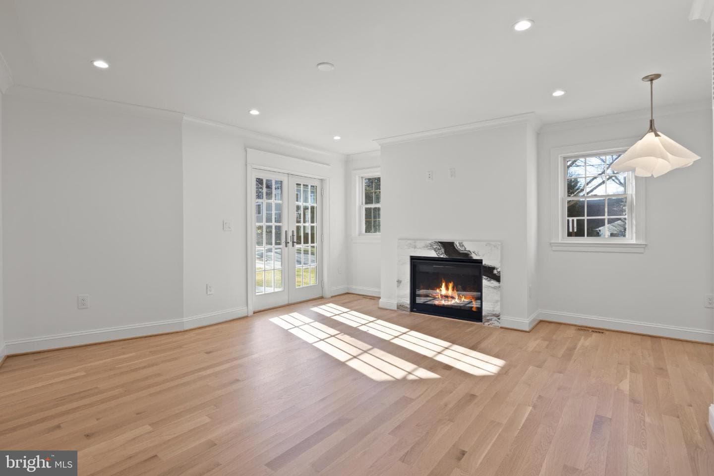 5522 Lincoln Street photo 20