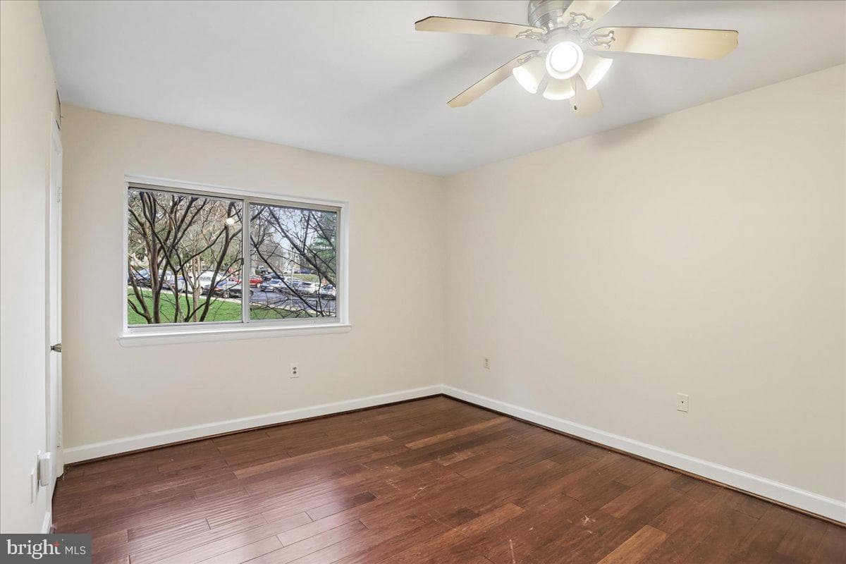 5202 Crossfield Court #120 photo 18