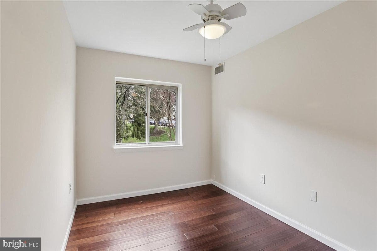 5202 Crossfield Court #120 photo 21
