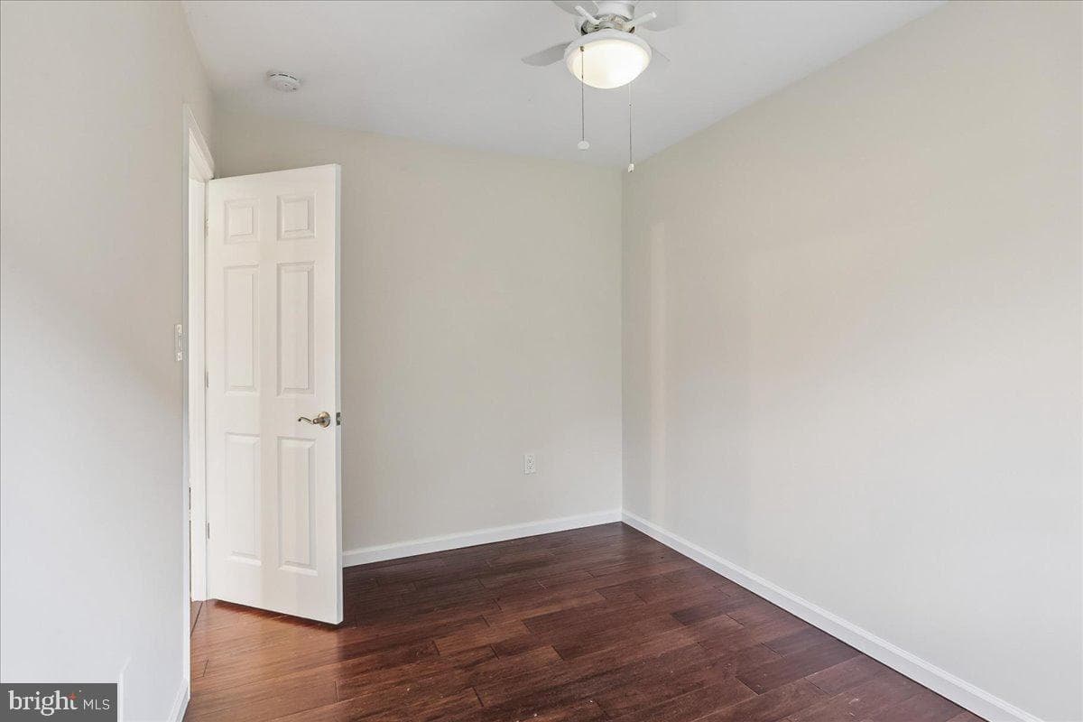 5202 Crossfield Court #120 photo 23