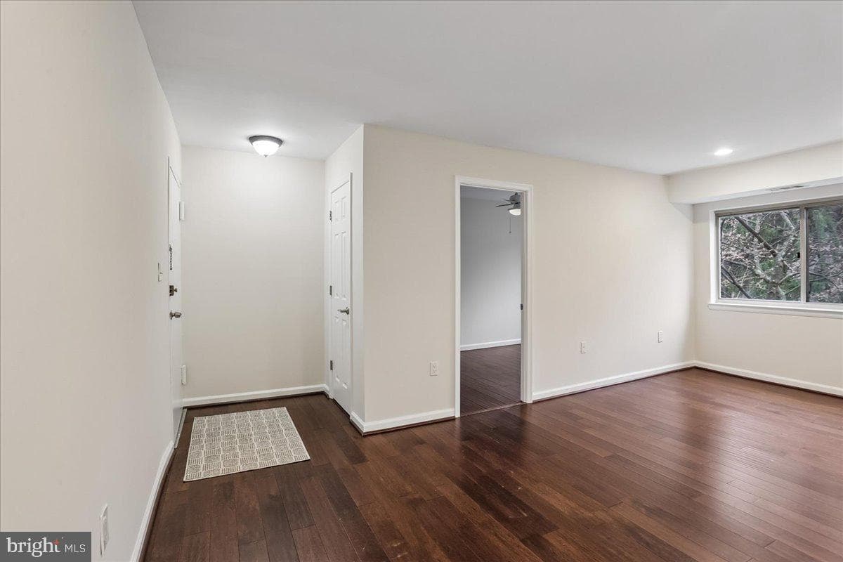 5202 Crossfield Court #120 photo 30