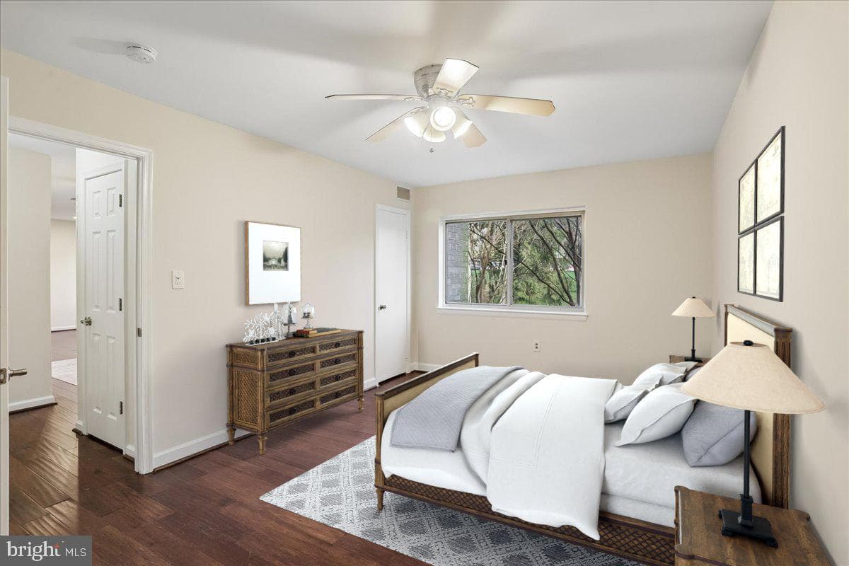 5202 Crossfield Court #120 photo 4
