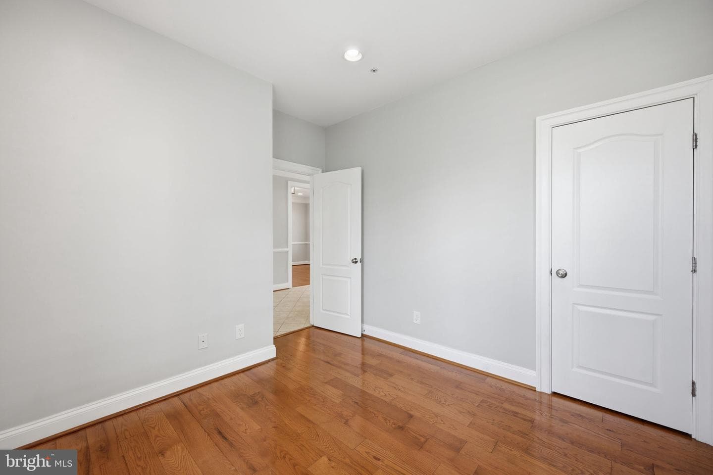 9705 Montauk Avenue photo 19