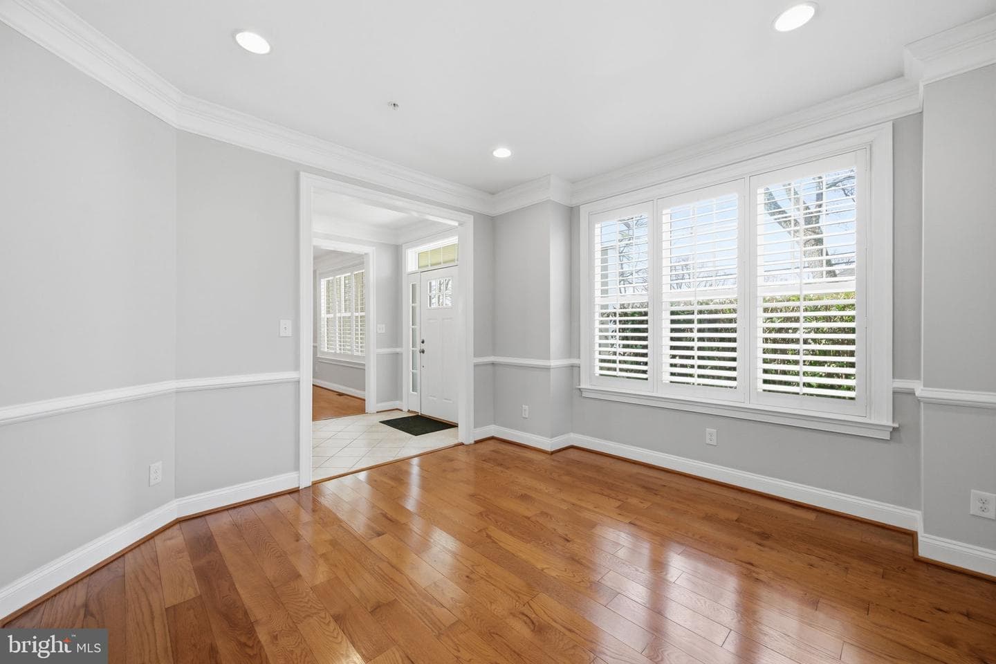 9705 Montauk Avenue photo 4