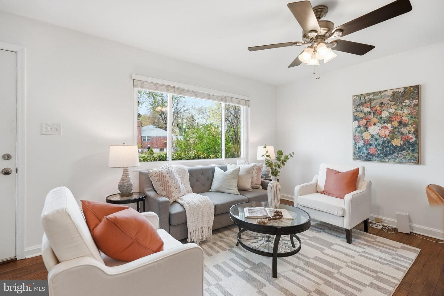 4421 Jupiter Street photo 4