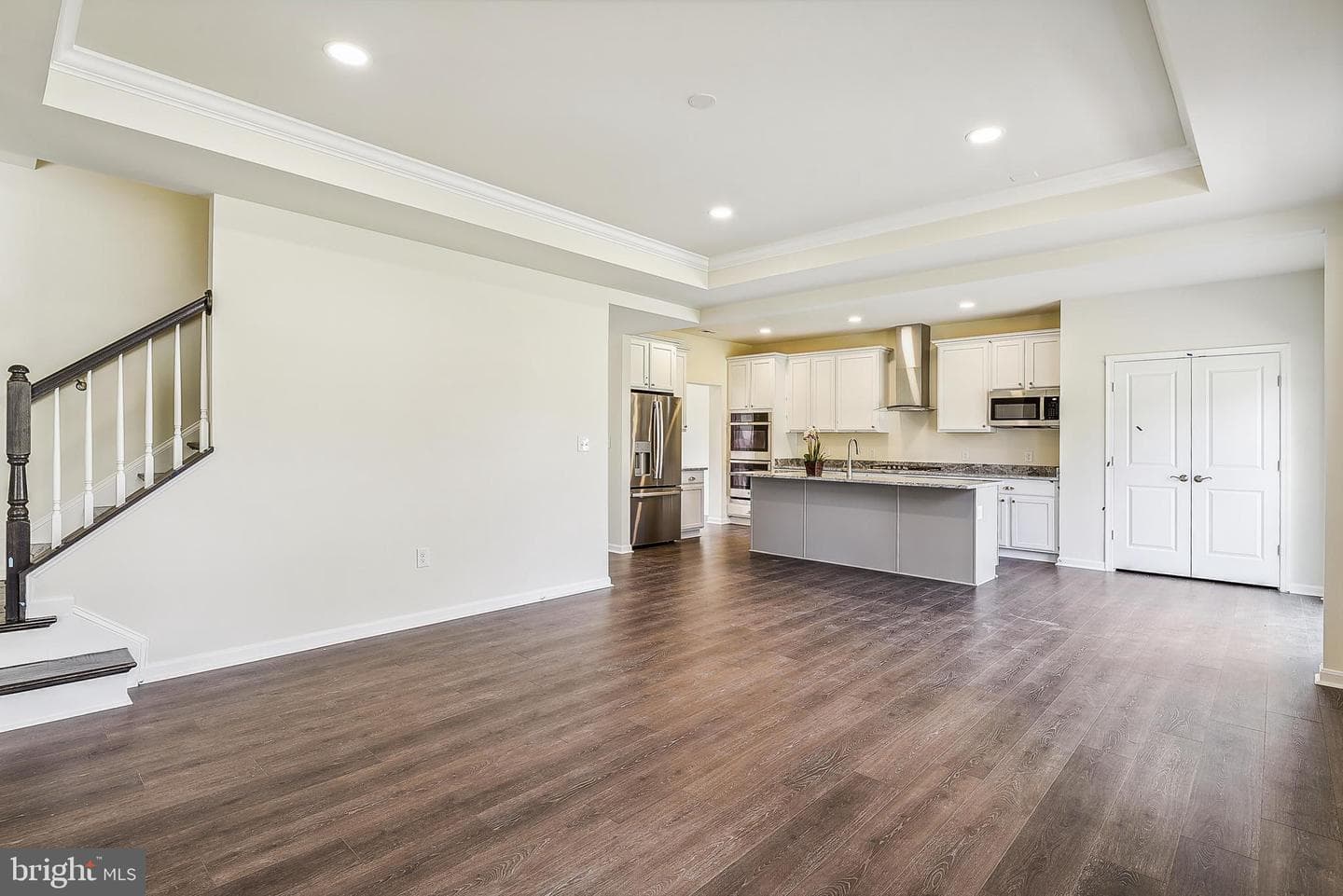 15330 Hildegard Lane photo 16