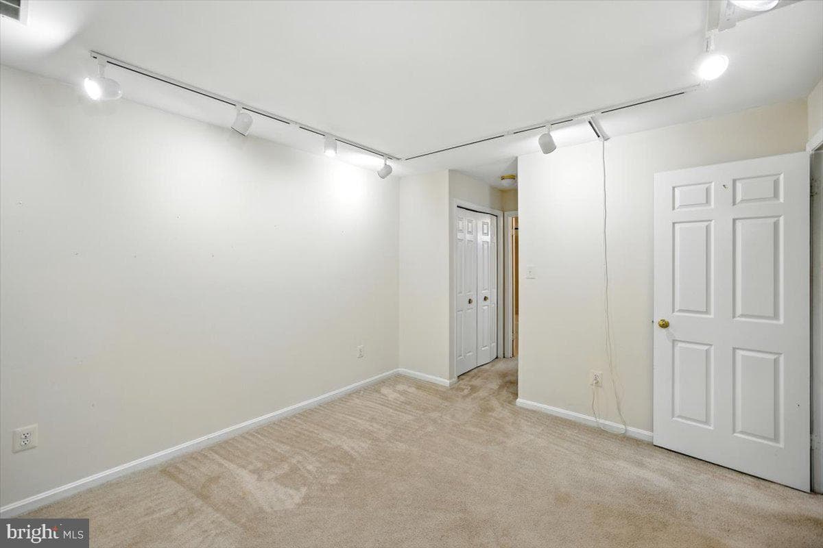 20314 Butterwick Way photo 31