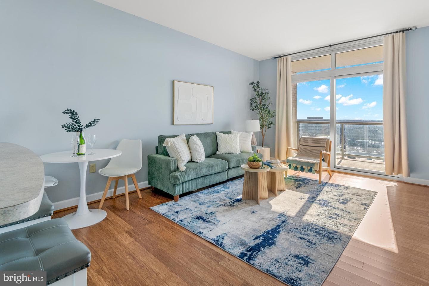 5750 Bou Avenue #1004 photo 2