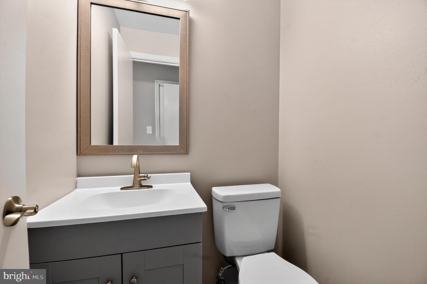 3234 Hewitt Avenue #3-4-B photo 16