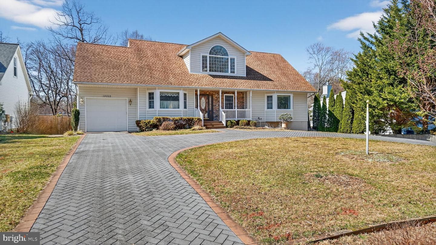 15022 Snowden Drive photo 2