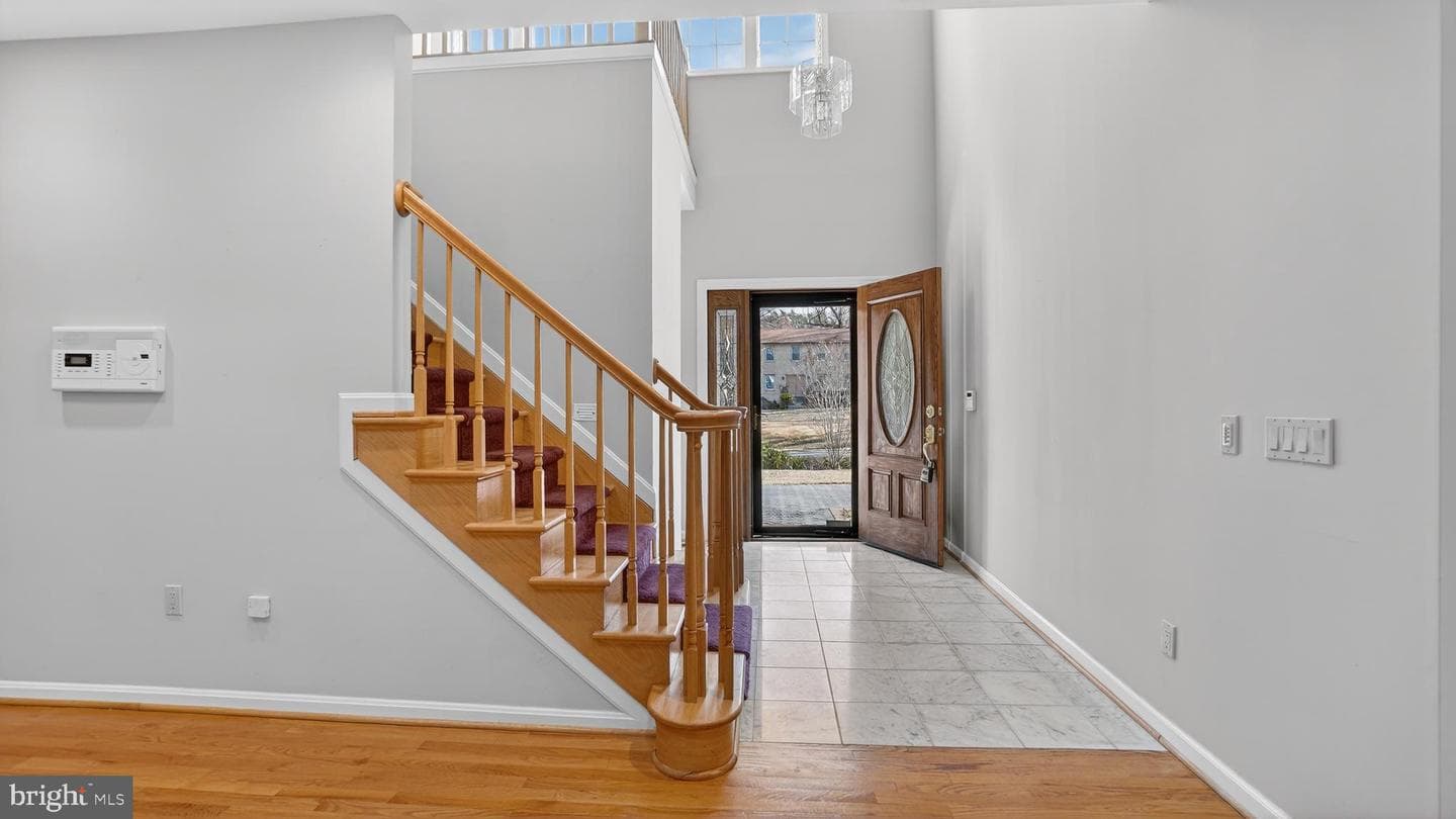 15022 Snowden Drive photo 4
