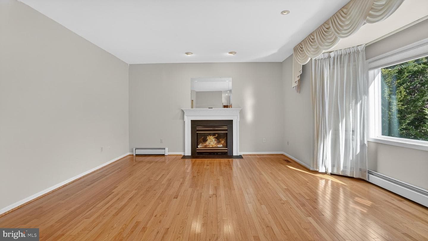 15022 Snowden Drive photo 6