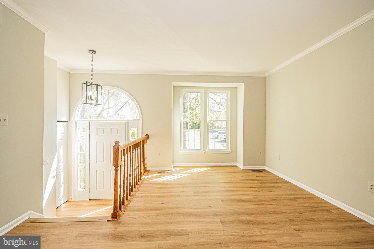 7721 Majestic Way photo 3