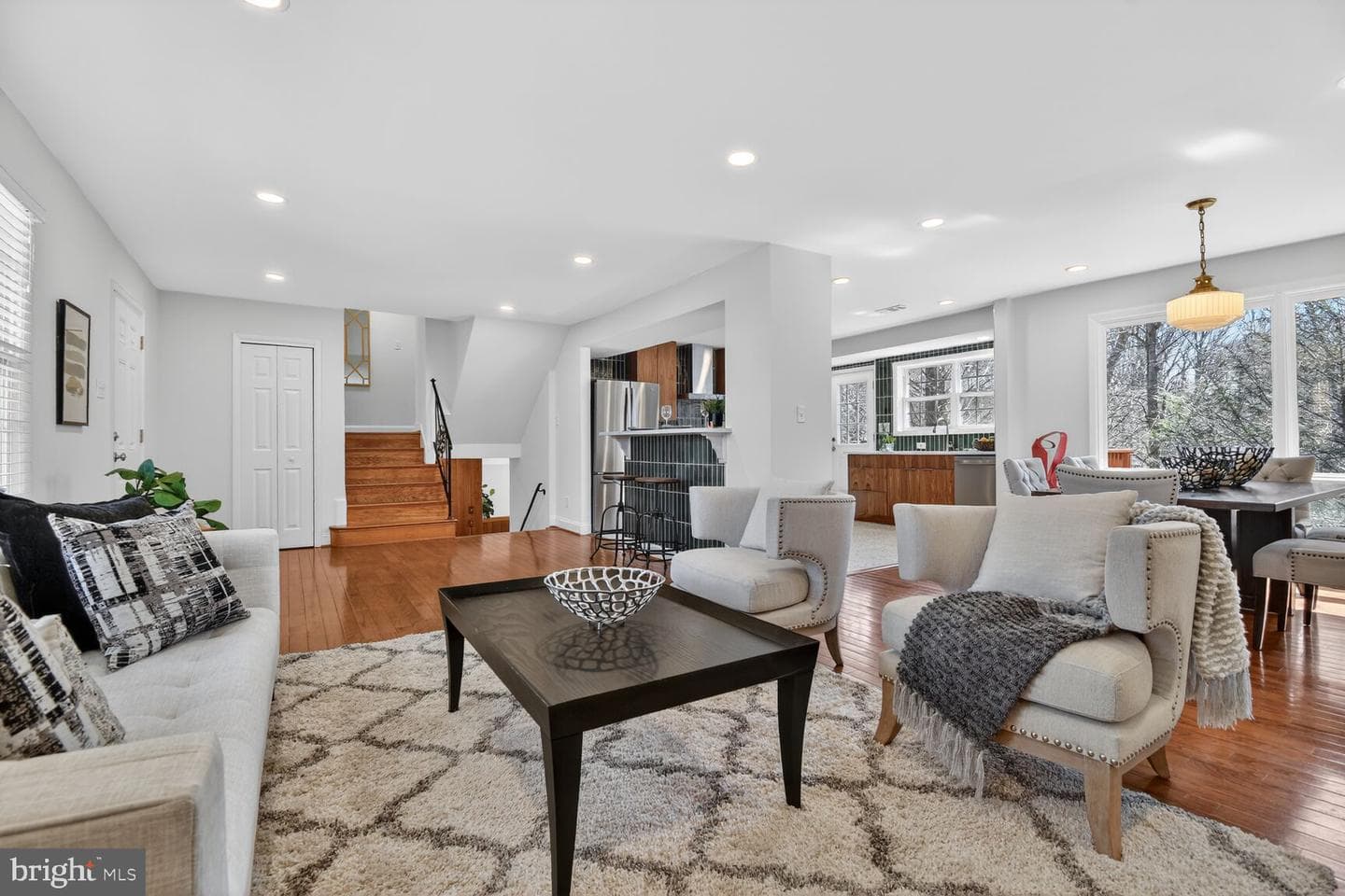 10605 Meadowhill Road photo 5